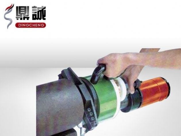 点击查看详细信息<br>标题：Y型内涨式管子坡口机 阅读次数：5344