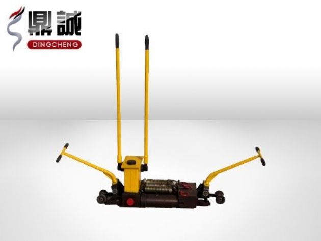 点击查看详细信息<br>标题：轨缝调整器 阅读次数：4958
