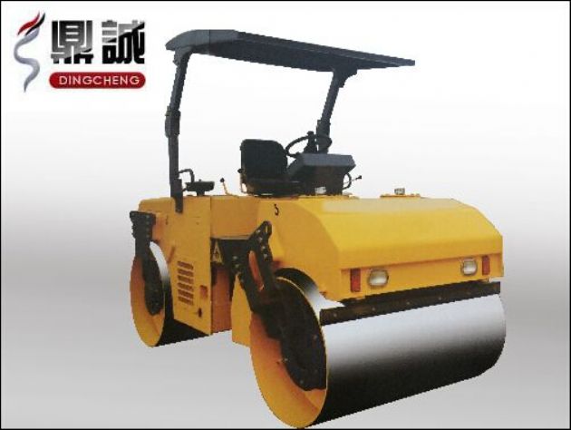 点击查看详细信息<br>标题：6吨双钢轮振动压路机 阅读次数：14078
